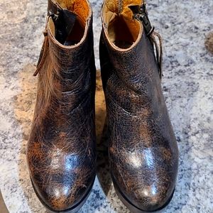 Bed Stu Ghent Wedge Platform